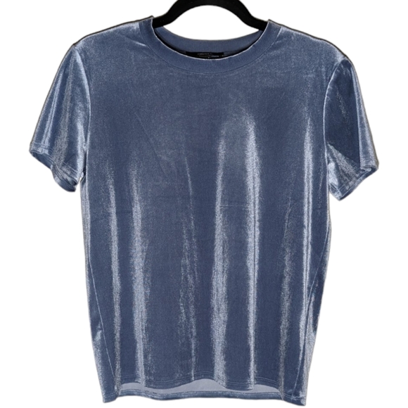 Light Periwinkle Stretchy Velvet T Shirt - Picture 1 of 4
